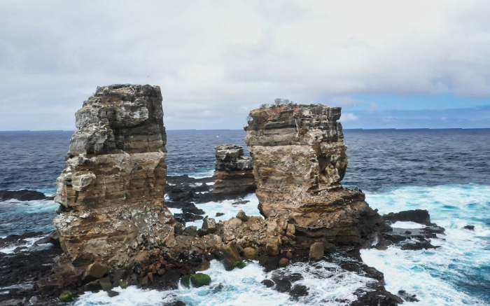 Galapagos – A Science Trip to Darwin and Wolf