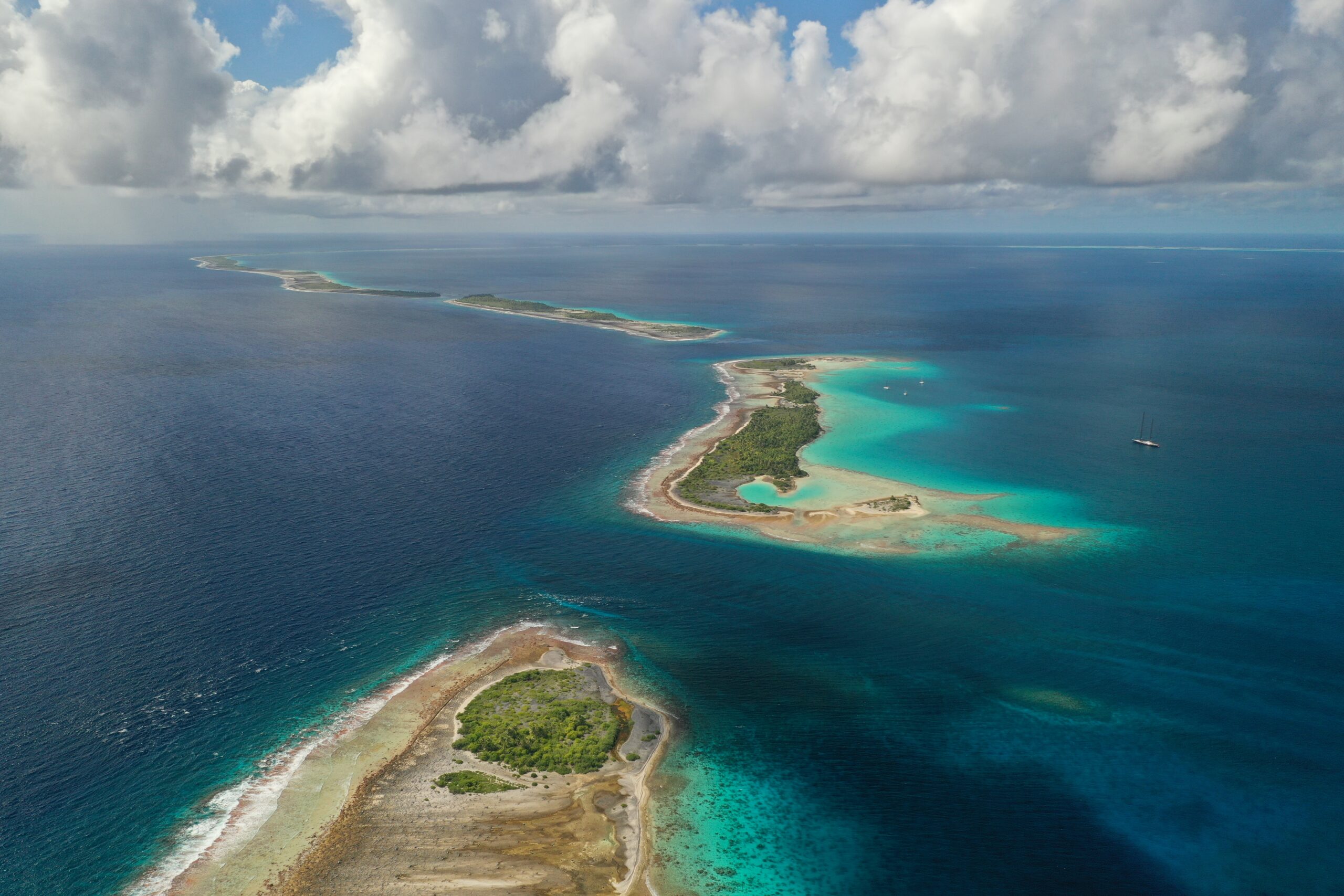 3 passes at Tahanea atoll